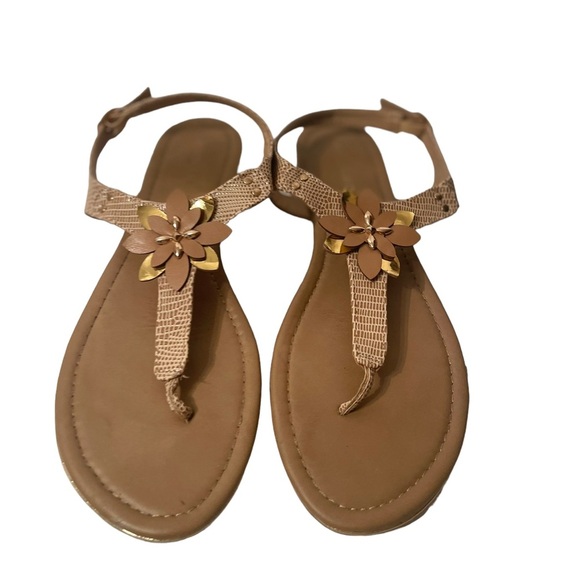 Andiamo Womens Tan T-Strap Floral Embellishment Buckle Closure Size 9.5 - Picture 6 of 7